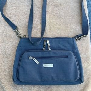 Baggallini crossbody bag